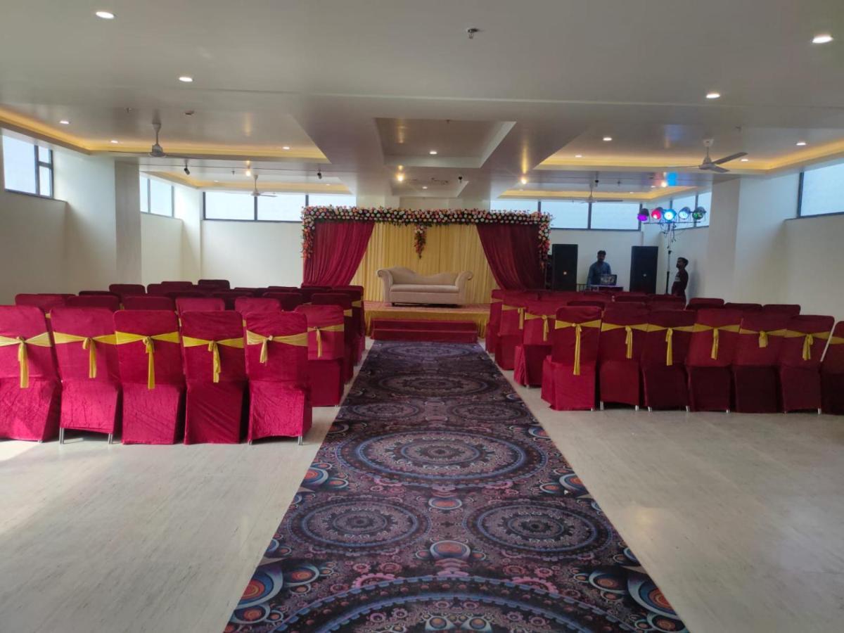 Hotel The Golf 1 Lucknow Luaran gambar