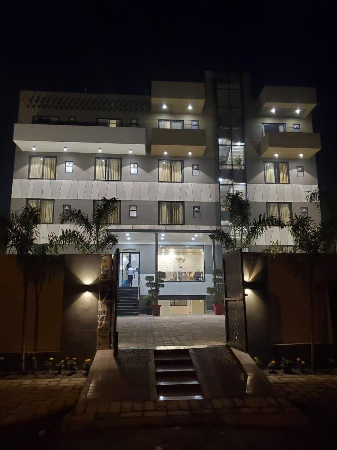 Hotel The Golf 1 Lucknow Luaran gambar